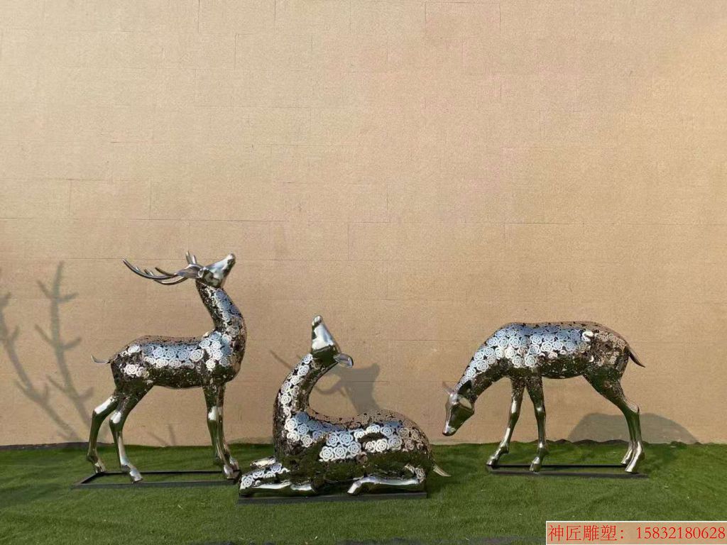 不锈钢花朵编制鹿雕塑4