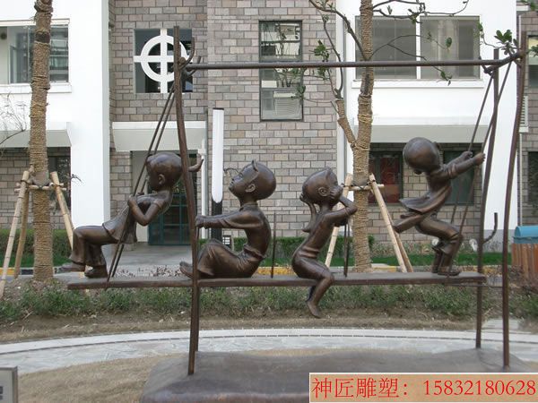 儿童玩耍铜雕塑 景观铸铜雕塑